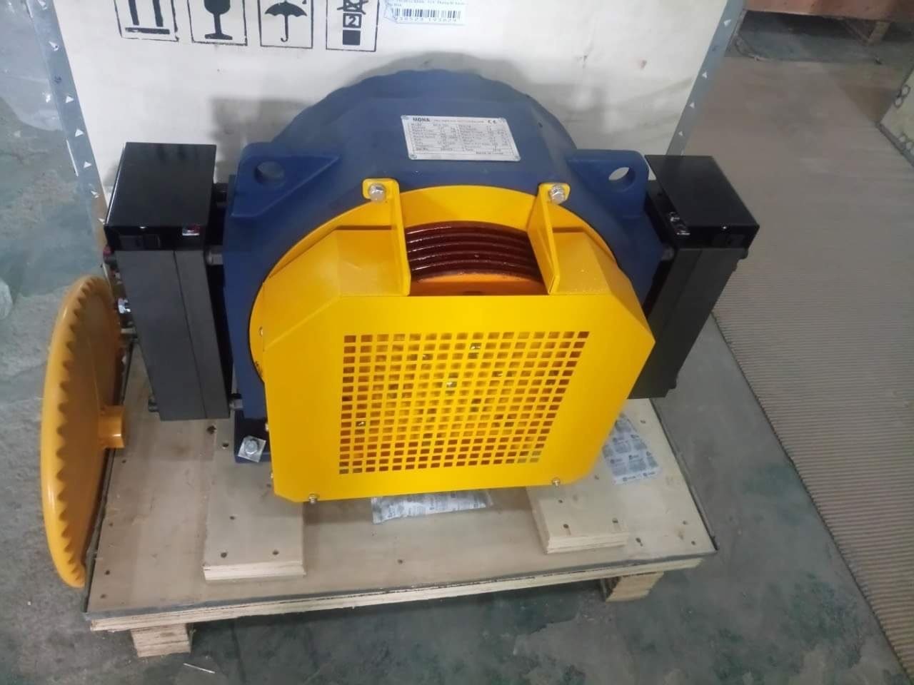 Máy Kéo Không Hộp Số Fuji Tải Trọng 320-630Kg Dành Cho Gia Đình